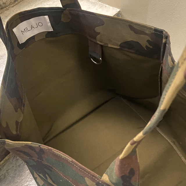 CAMOUFLAGE