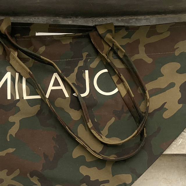 CAMOUFLAGE