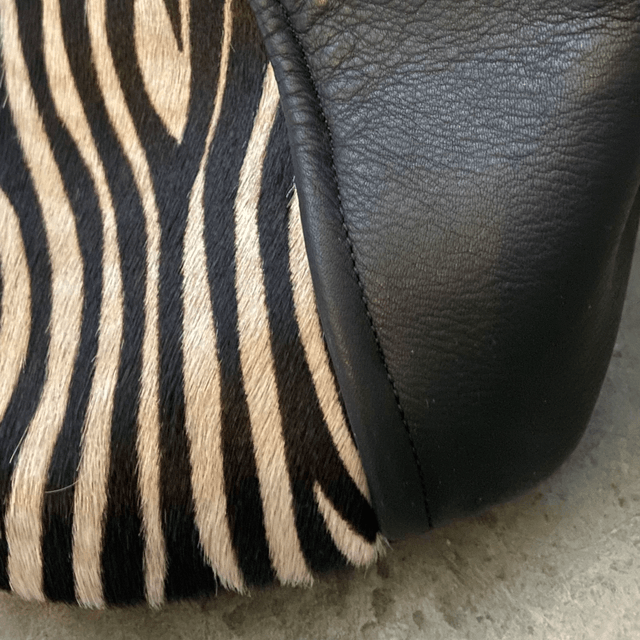 BLACK ZEBRA
