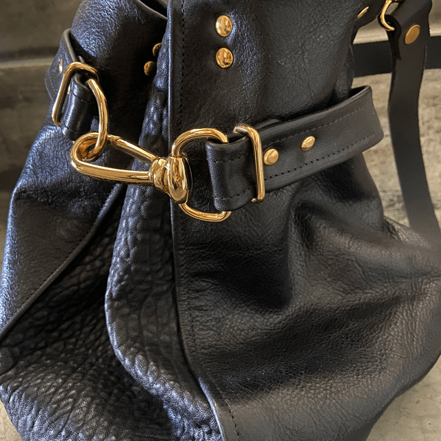 GOLD & BLACK