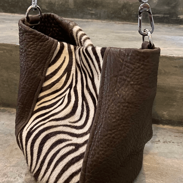 BROWN ZEBRA 